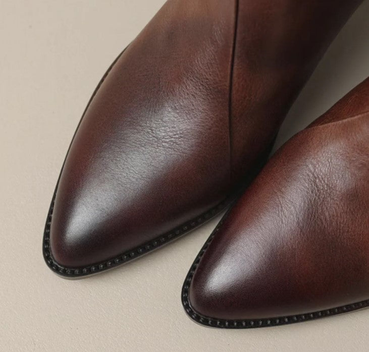 Compra 1 par de Botas Elegantes con Cremallera Trasera y llévate 1 Bolsa Exclusiva Premium BlomLane™