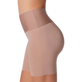 Compra 1 Faja  Short invisible moldeador invisible y llévate 1 top deportivo negro exclusivo de BlomLane™