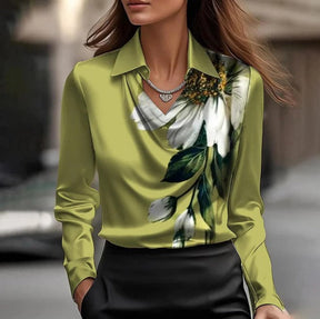 Compra 1 Blusa Elegante de Satén con Falda Drapeada y llévate 1 Par de Aretes Exclusivos BlomLane™